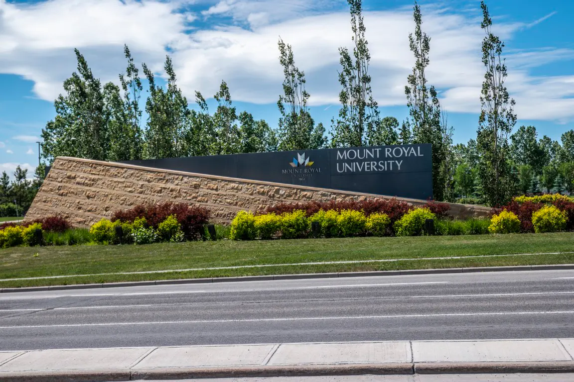Lincoln Park community in Calgary