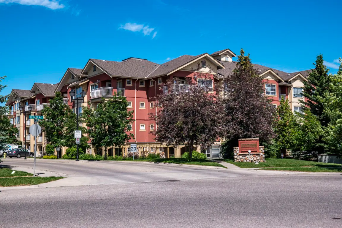 Lincoln Park community in Calgary